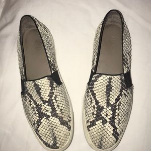 Vince size 9.5 slides